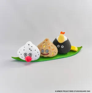 スマイルスライム　ぬいぐるみ　おにぎりスライム